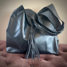 Charger l&#39;image dans la galerie, The Big Bag en cuir
